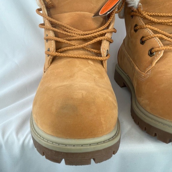 Lugz Women's Convoy Faux Fur Classic 6-inch Chukka Boot - Golden Wheat Size 10 - Picture 7 of 8